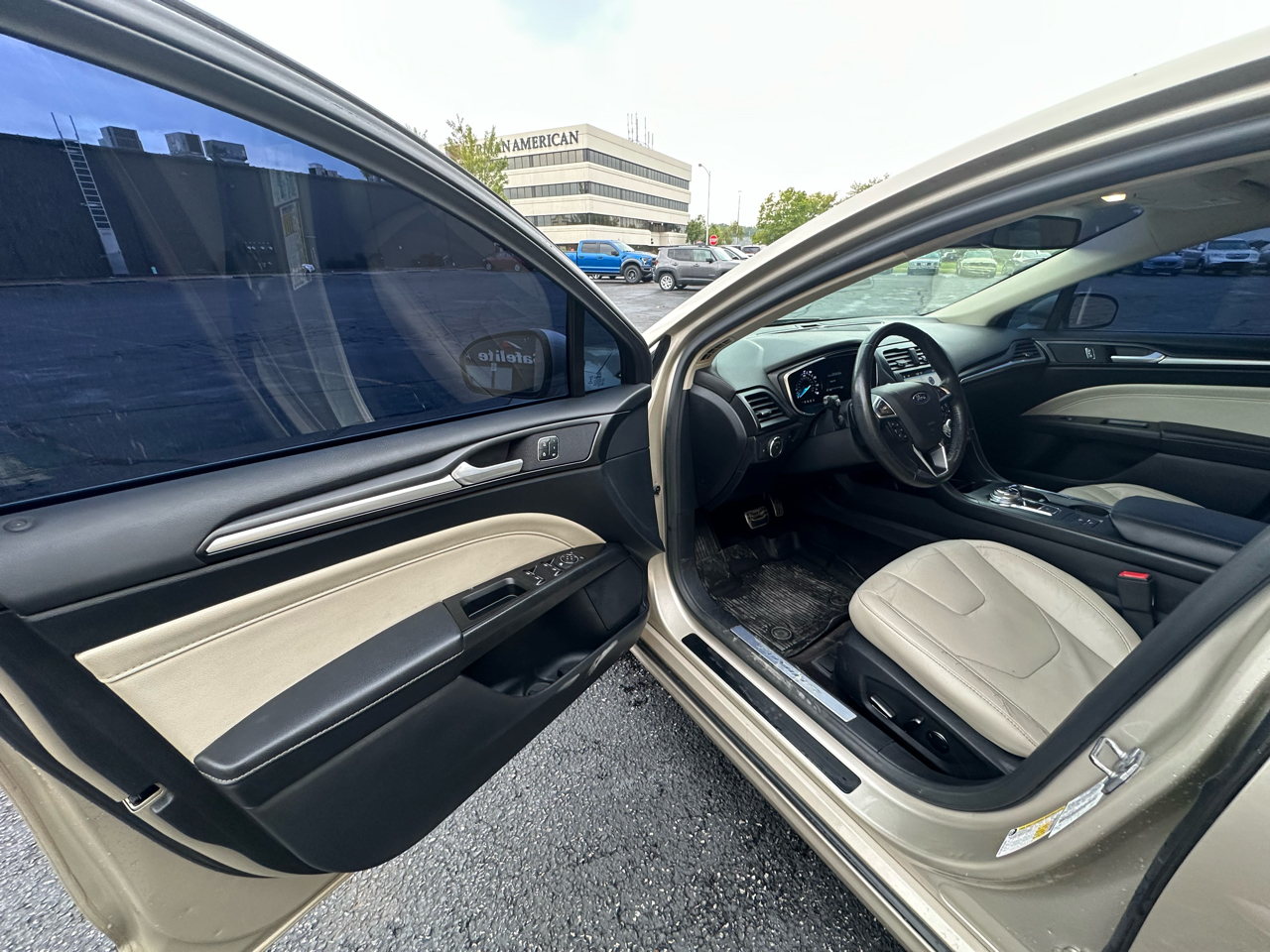 2017 Ford Fusion Titanium photo 9