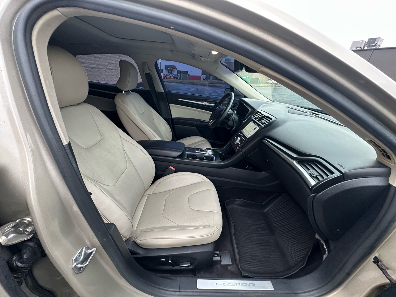 2017 Ford Fusion Titanium photo 11