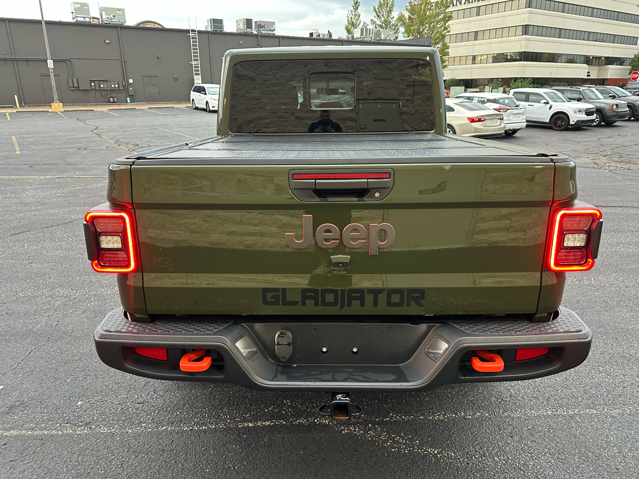 2021 Jeep Gladiator Mojave photo 2