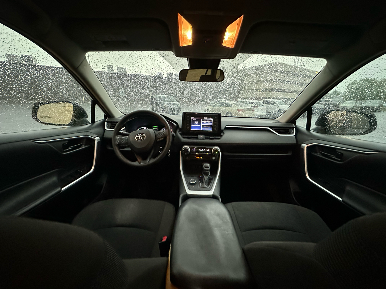 2021 Toyota RAV4 Hybrid LE photo 10
