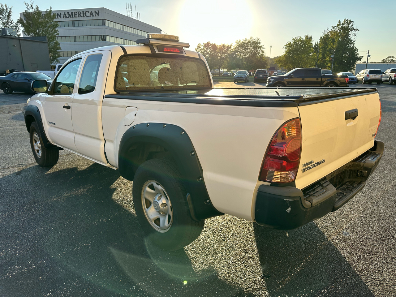 2014 Toyota Tacoma Access Cab V6 4x4 photo 2