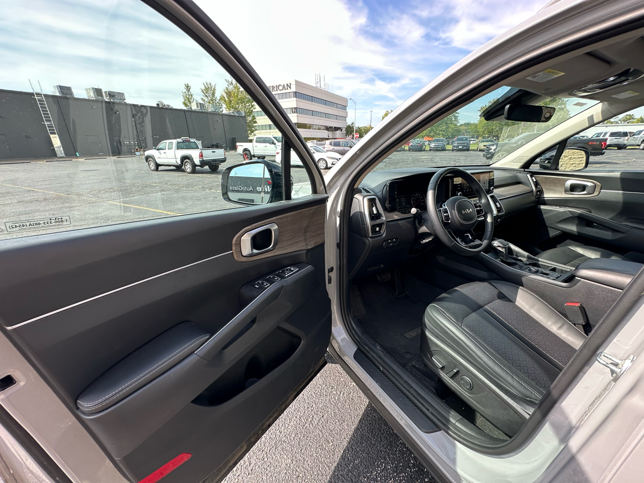 2023 Kia Sorento X-Line EX photo 6