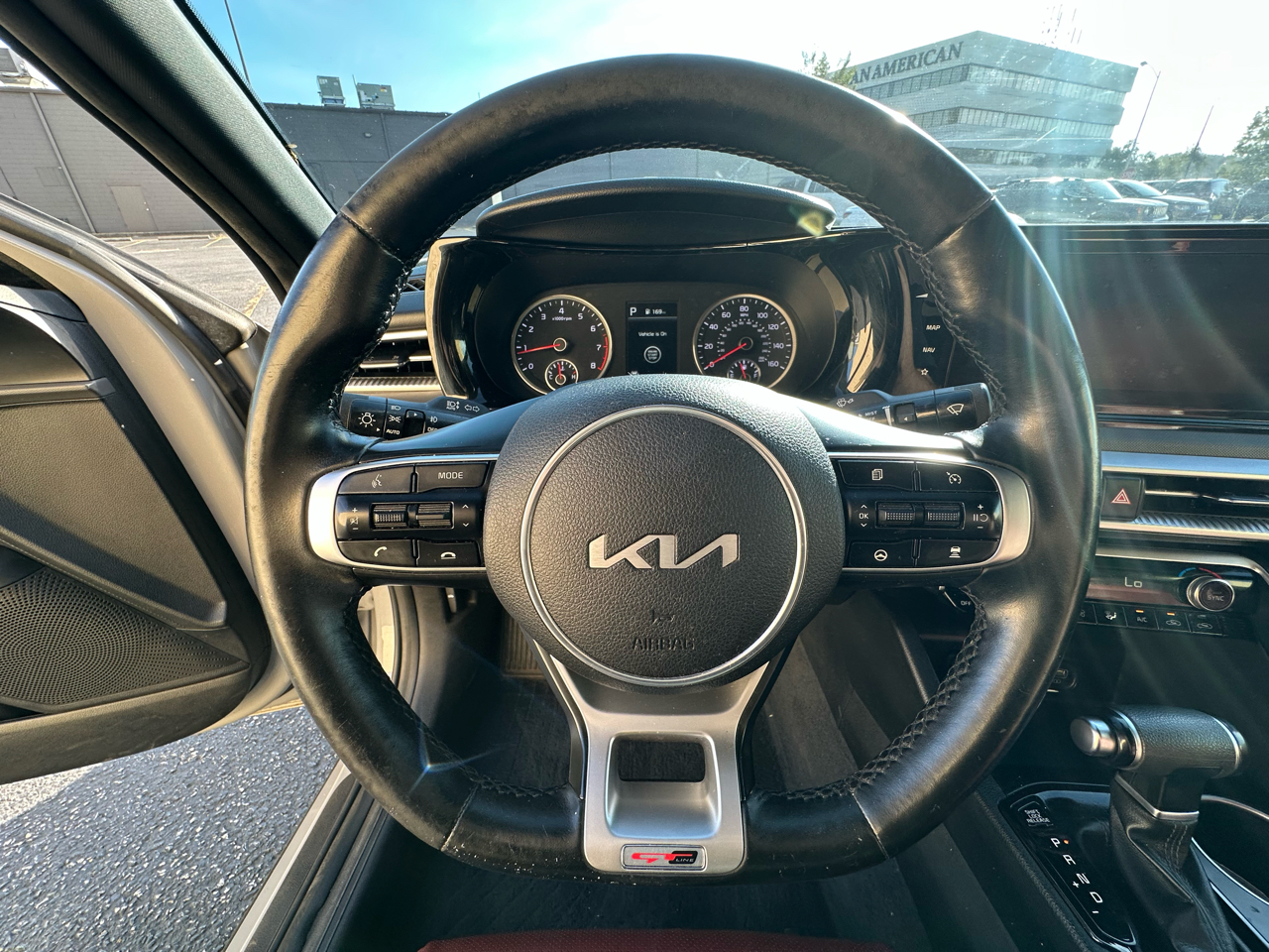 2022 Kia K5 GT-Line photo 13