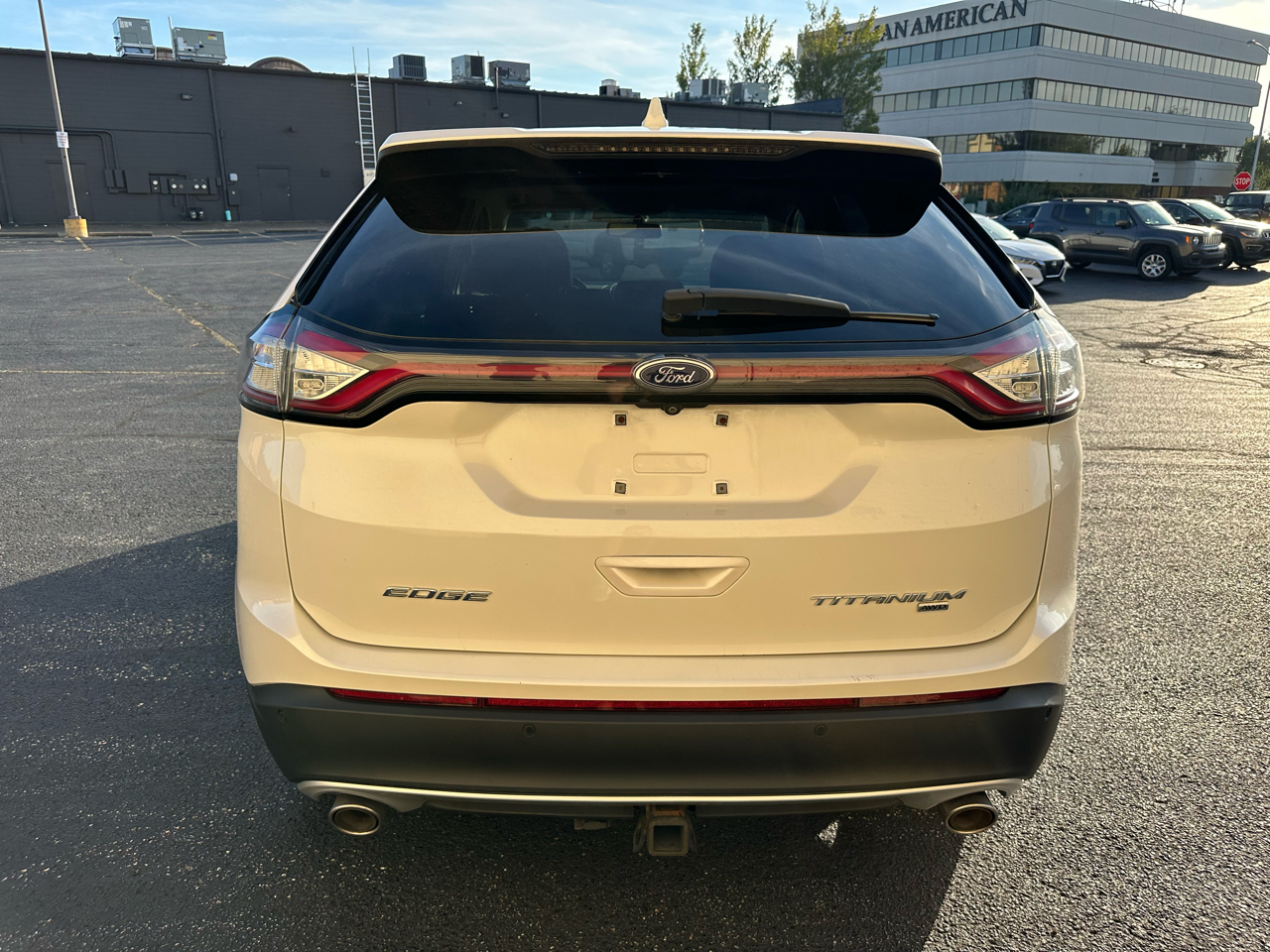 2017 Ford Edge Titanium photo 3