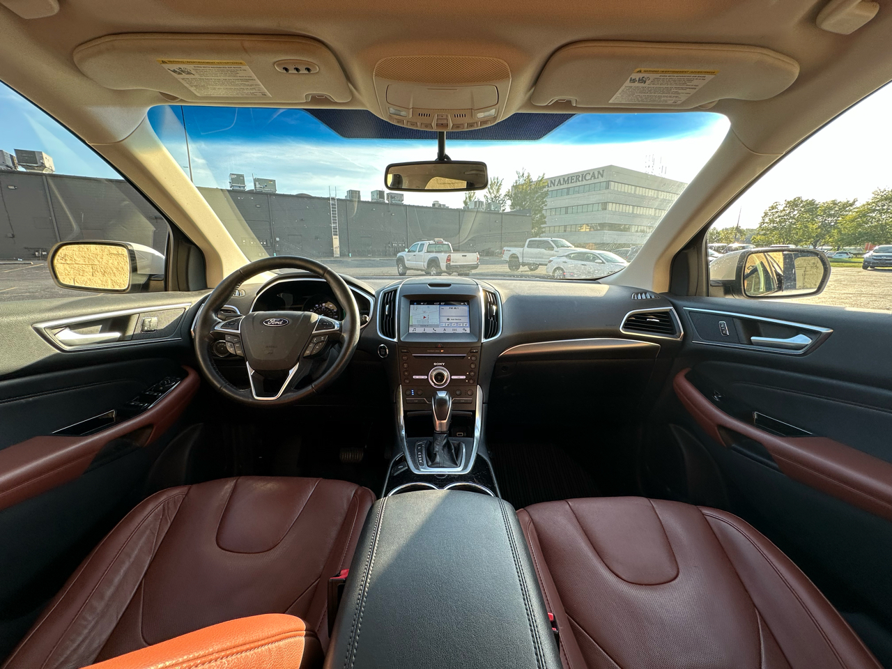 2017 Ford Edge Titanium photo 12