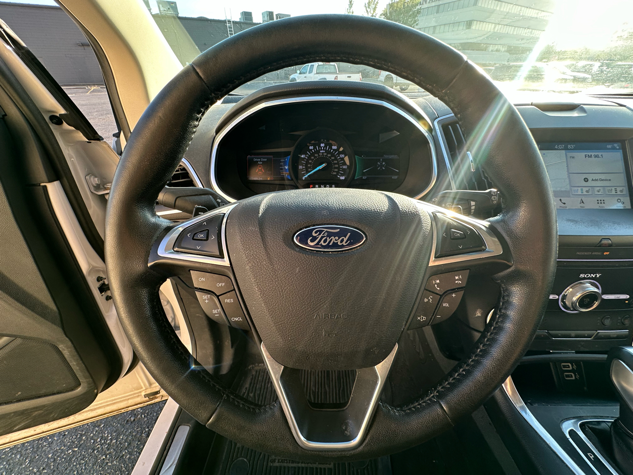 2017 Ford Edge Titanium photo 13
