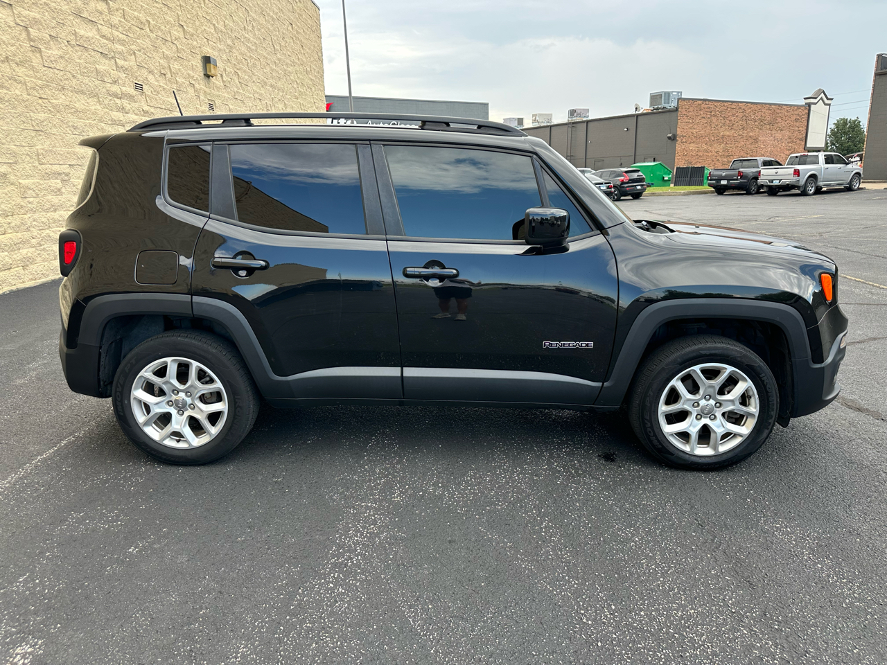 2018 Jeep Renegade Latitude North Edition photo 6