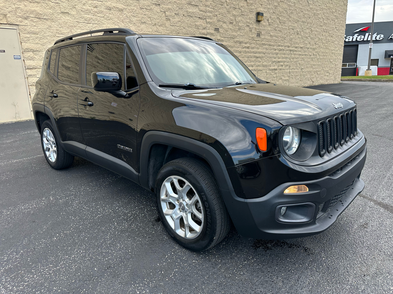 2018 Jeep Renegade Latitude North Edition photo 7