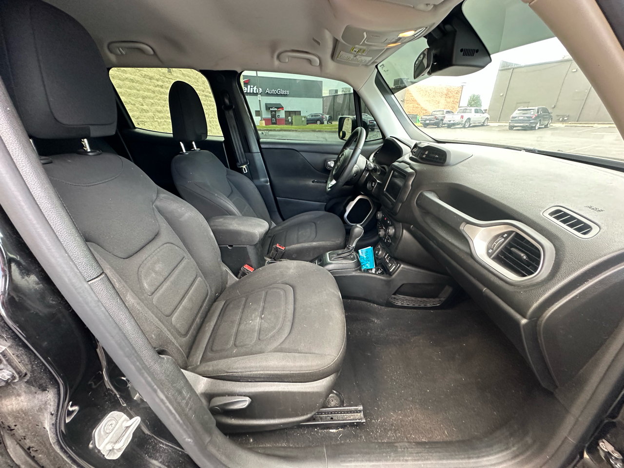 2018 Jeep Renegade Latitude North Edition photo 11