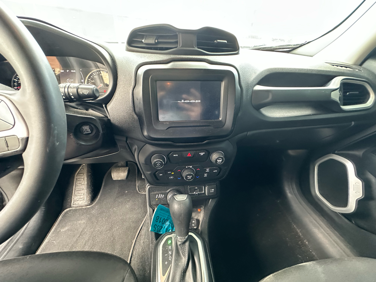 2018 Jeep Renegade Latitude North Edition photo 16