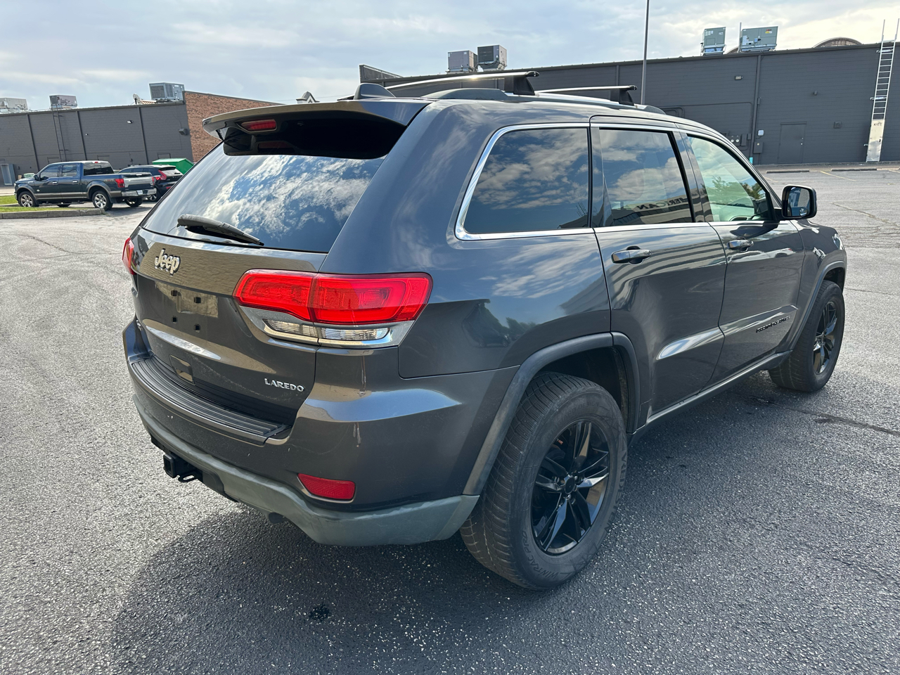2014 Jeep Grand Cherokee Laredo photo 3