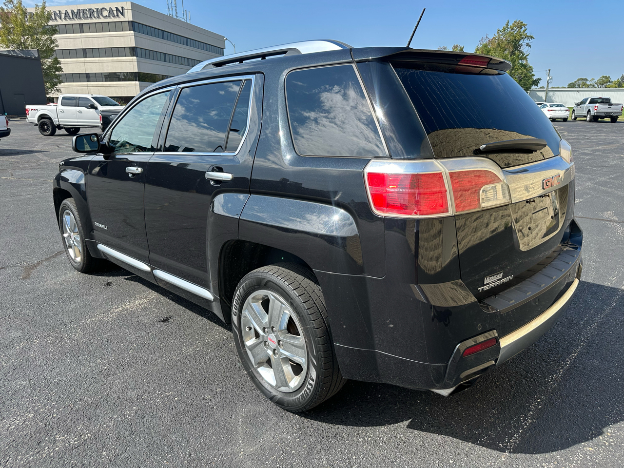 2015 Gmc Terrain Denali photo 2