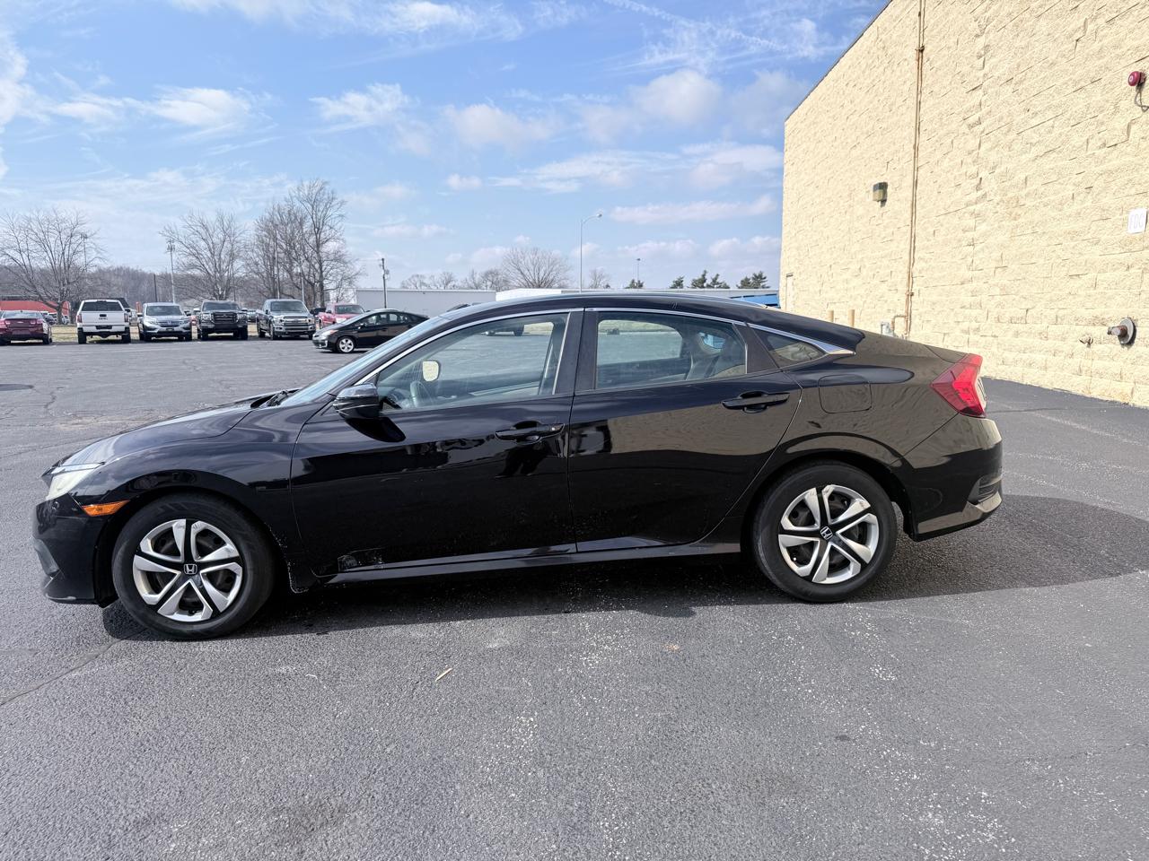 Honda Civic LX Sedan CVT 2016