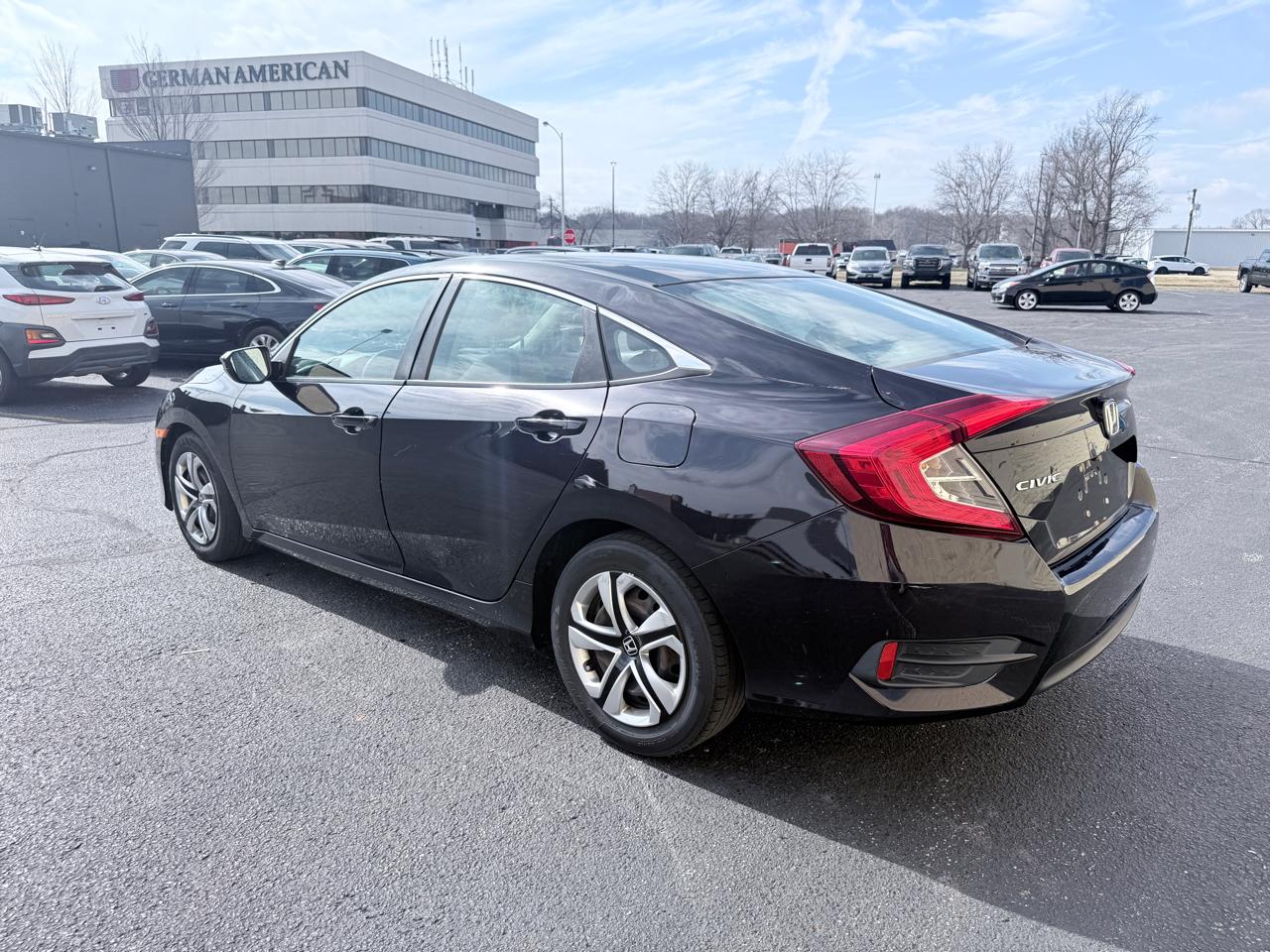 Honda Civic LX Sedan CVT 2016