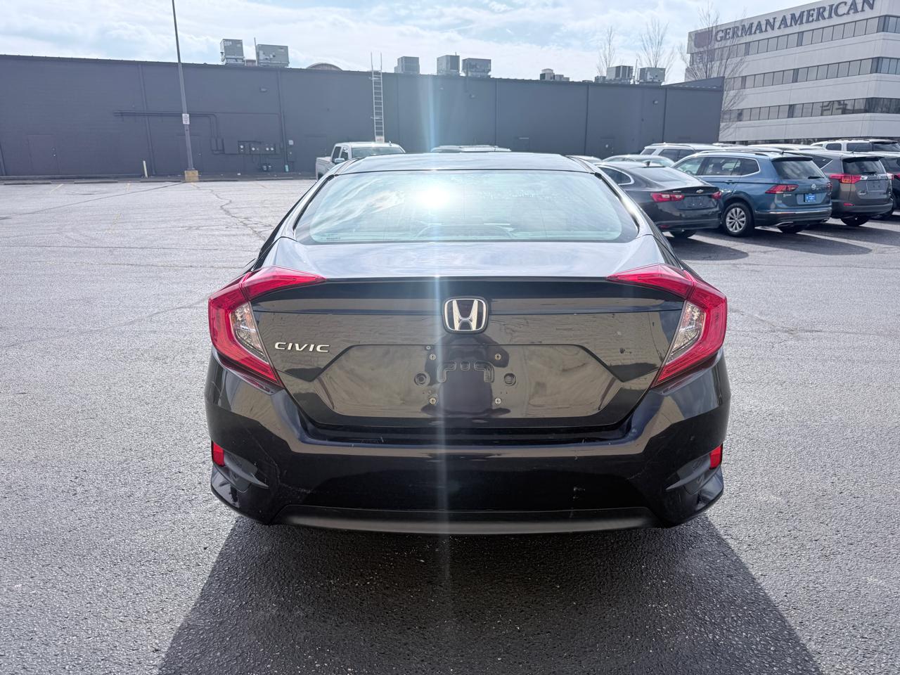 Honda Civic LX Sedan CVT 2016