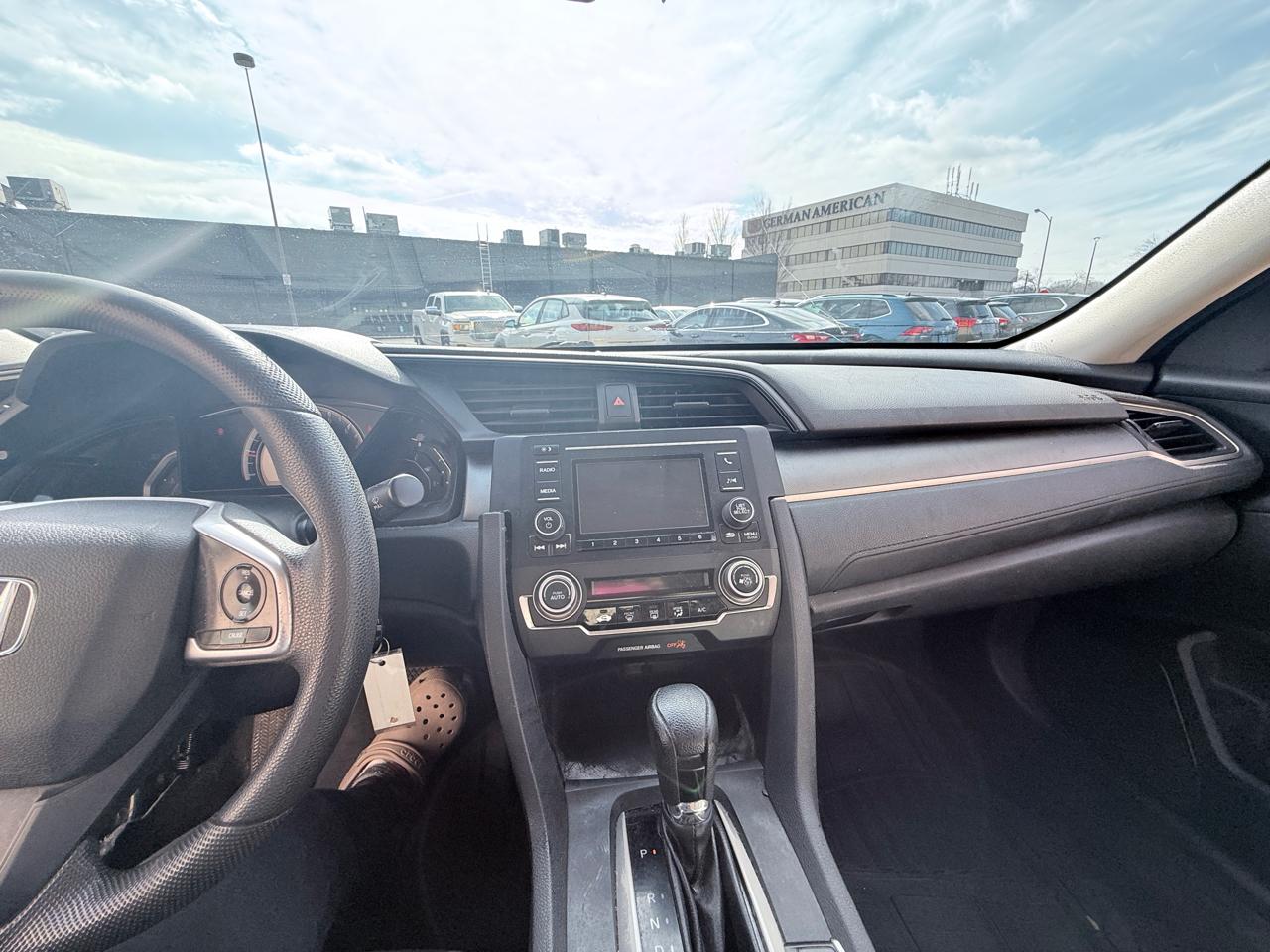 Honda Civic LX Sedan CVT 2016