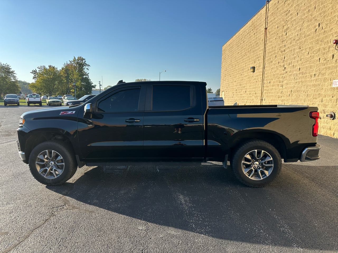 Chevrolet Silverado 1500 LT Crew Cab 4WD 2019 Chevrolet Silverado 1500 LT Crew Cab 4WD 2019