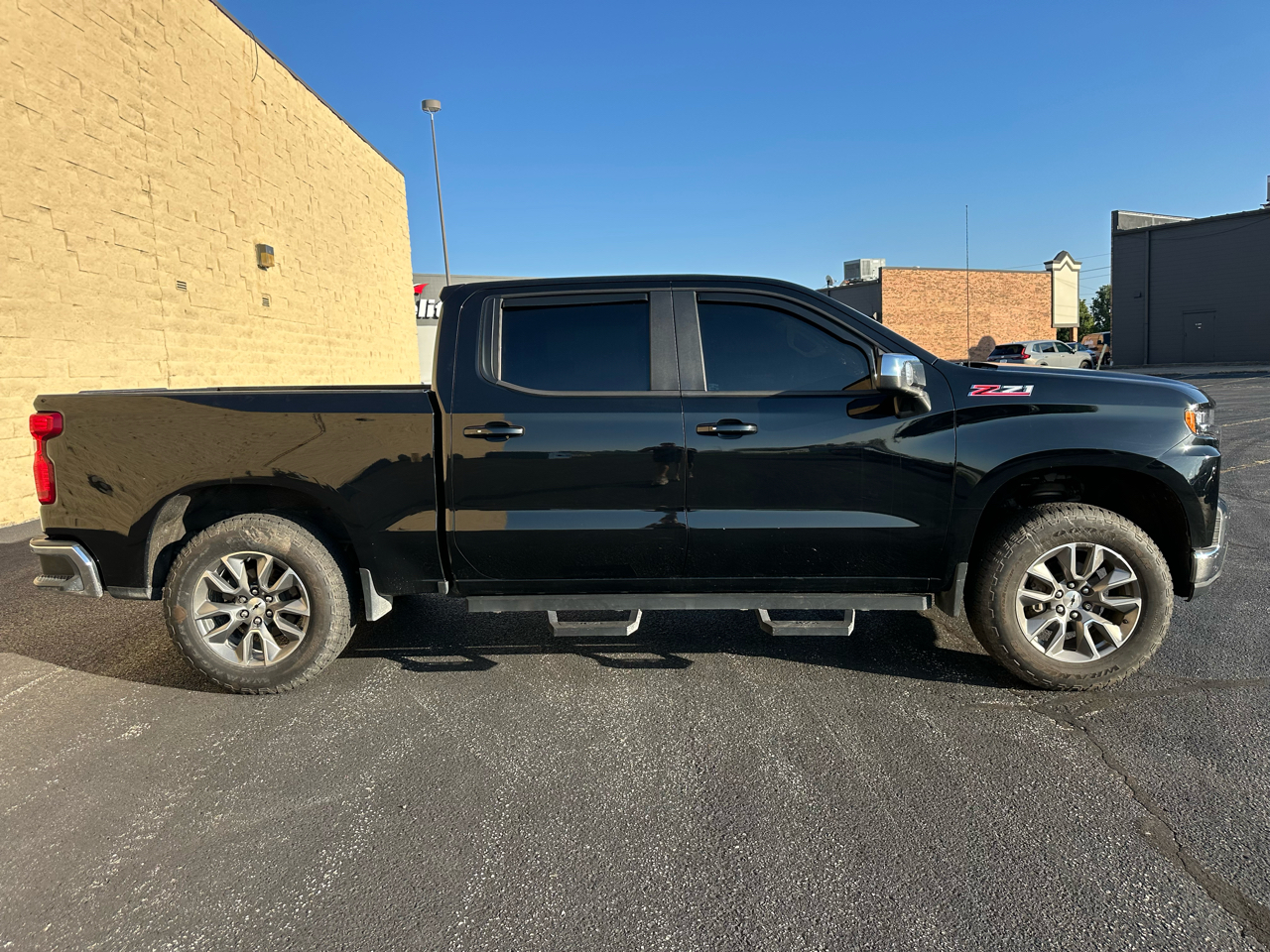 Chevrolet Silverado 1500 LT Crew Cab 4WD 2019 Chevrolet Silverado 1500 LT Crew Cab 4WD 2019