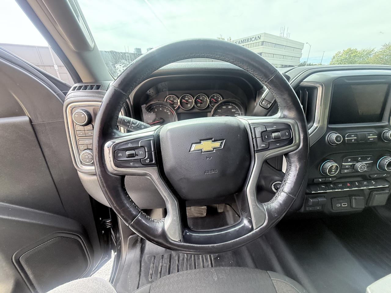 Chevrolet Silverado 1500 LT Crew Cab 4WD 2019