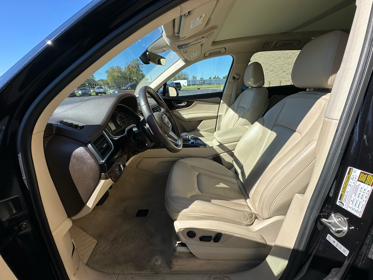 Audi Q7 3.0 Premium quattro 2019 Audi Q7 3.0 Premium quattro 2019