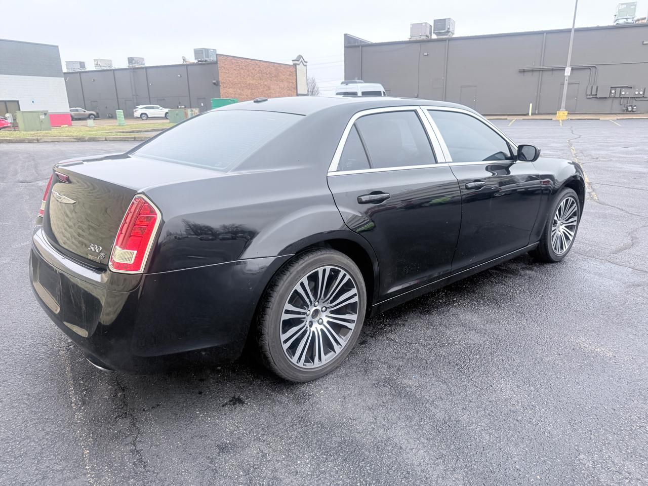 Chrysler 300 S V6 RWD 2013