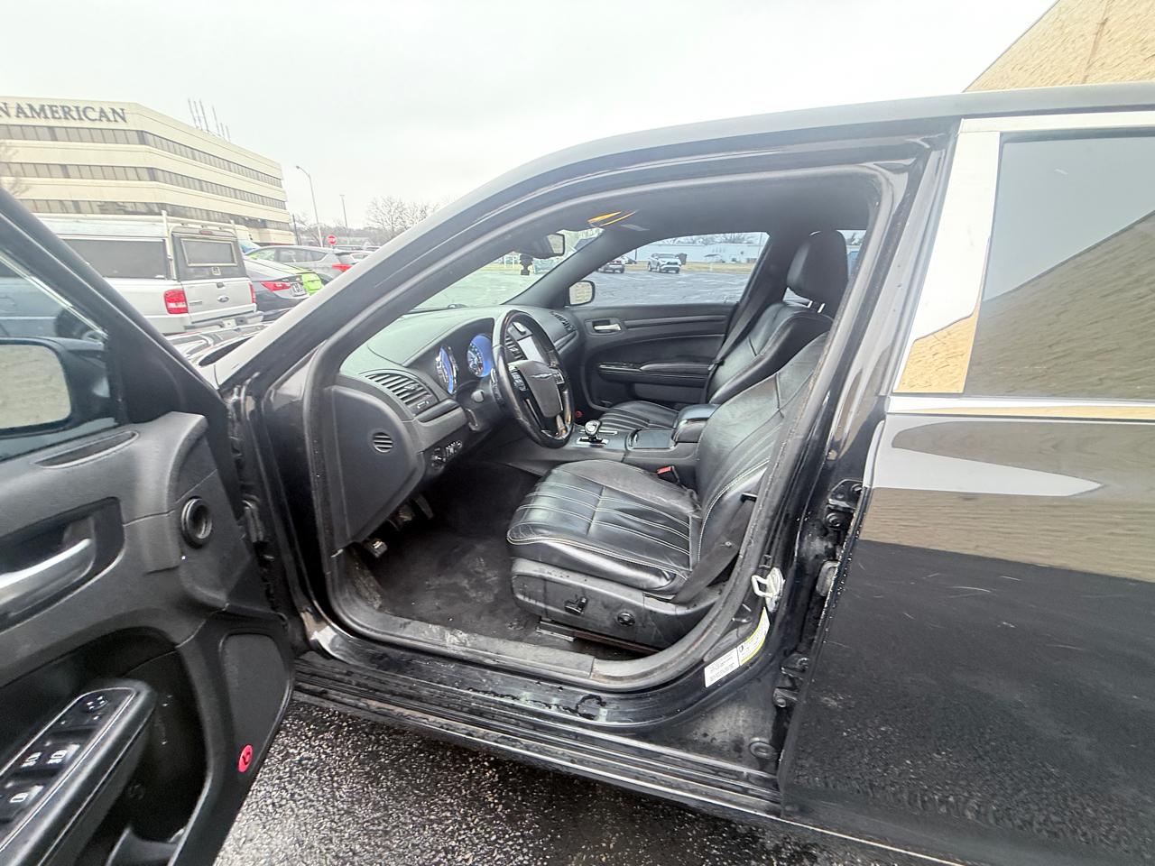 Chrysler 300 S V6 RWD 2013