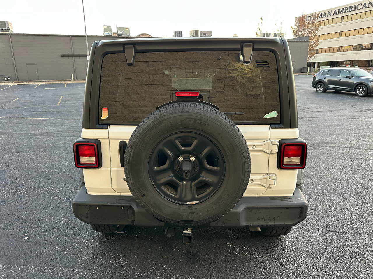 2018 Jeep Wrangler Unlimited Sport photo 4