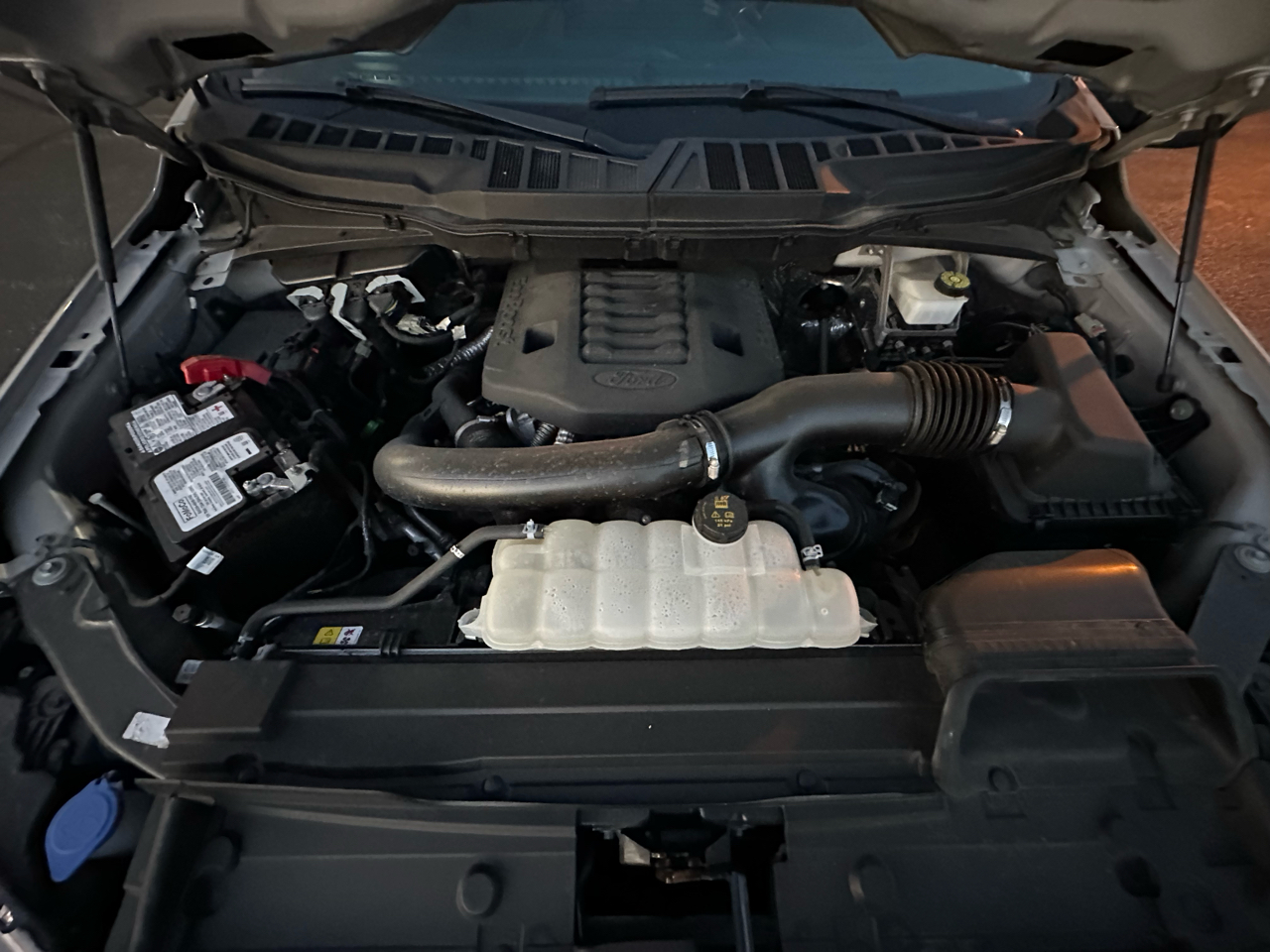 Ford F-150 Lariat SuperCrew 5.5-ft. Bed 4WD 2023