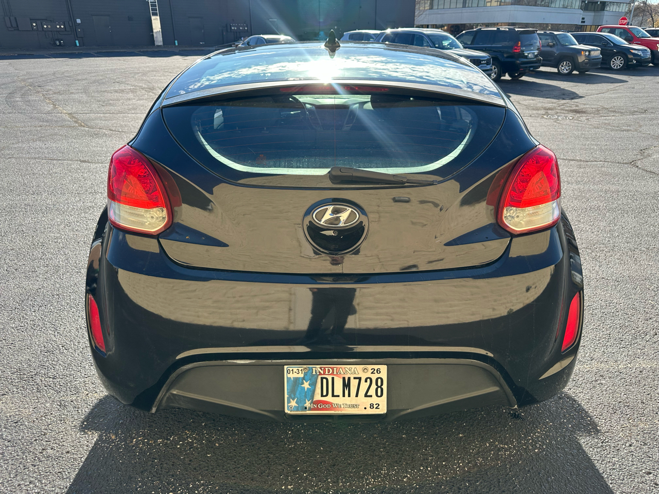 2016 Hyundai Veloster Turbo R-Spec Rally Edition photo 2