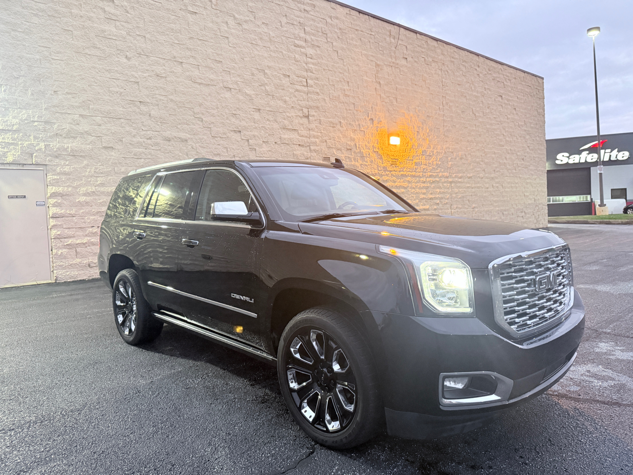 2019 Gmc Yukon Denali photo 4