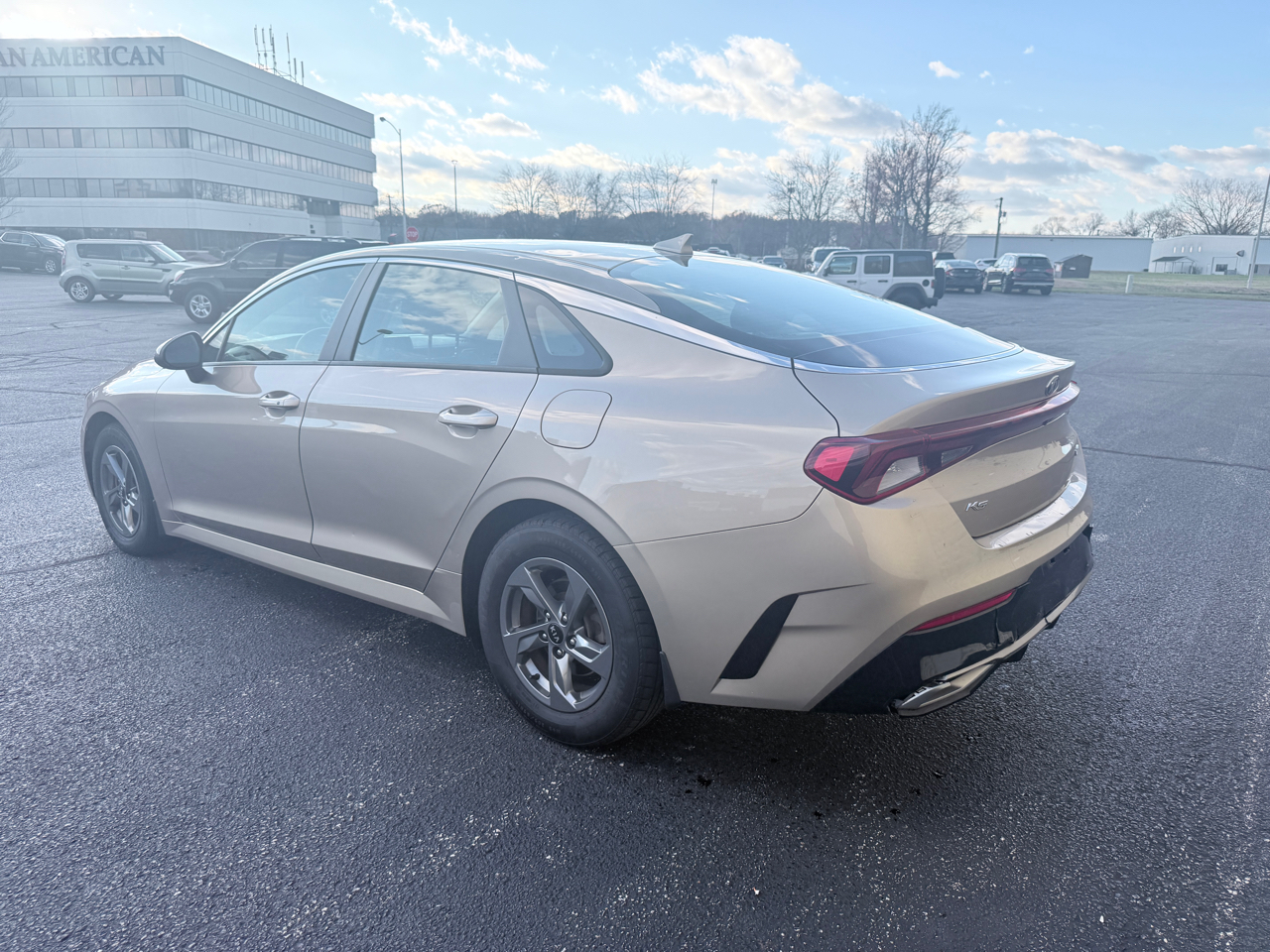 2021 Kia K5 LXS photo 3