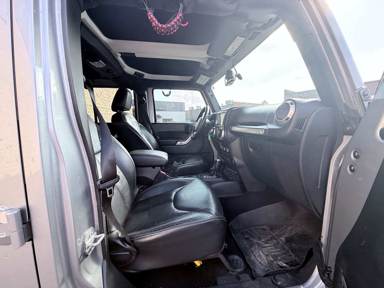 Jeep Wrangler Unlimited Sahara 4WD 2015