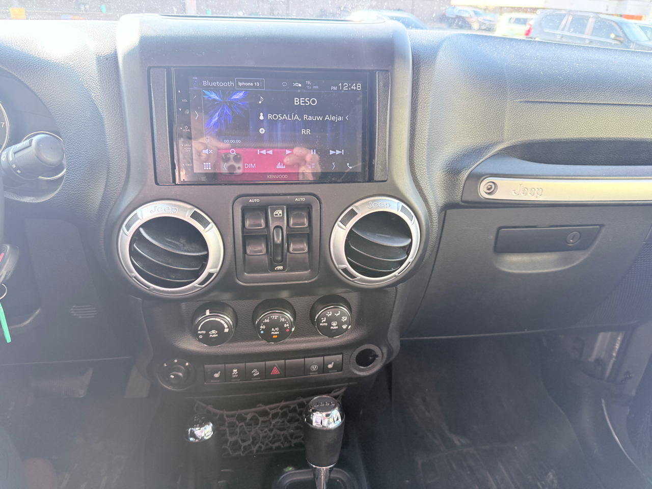 Jeep Wrangler Unlimited Sahara 4WD 2015