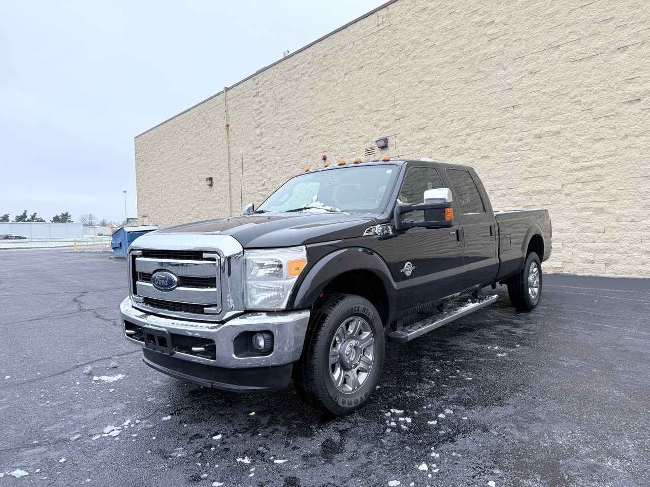 2015 Ford F-350 Super Duty Lariat's photo