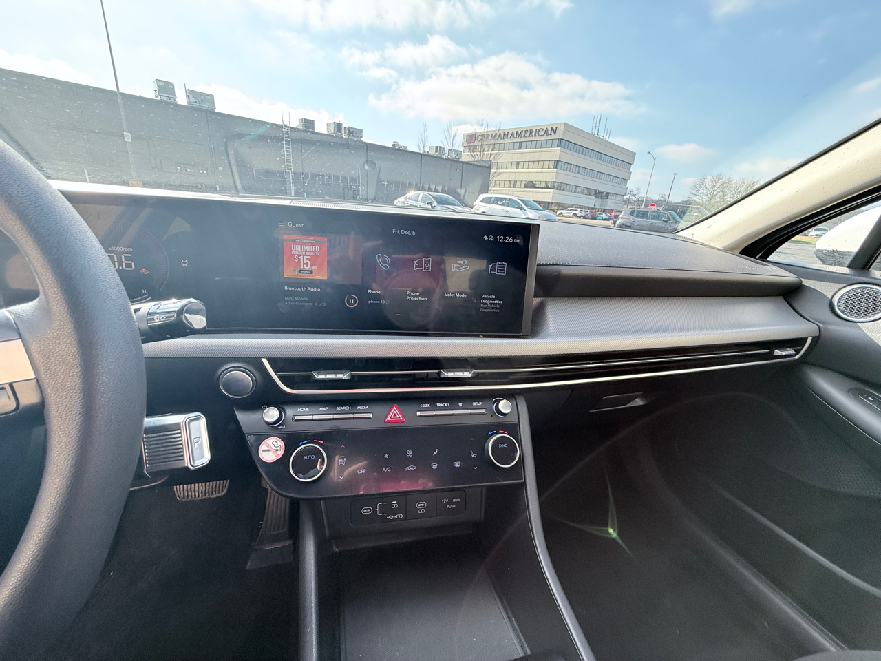 Hyundai Sonata SEL 2024