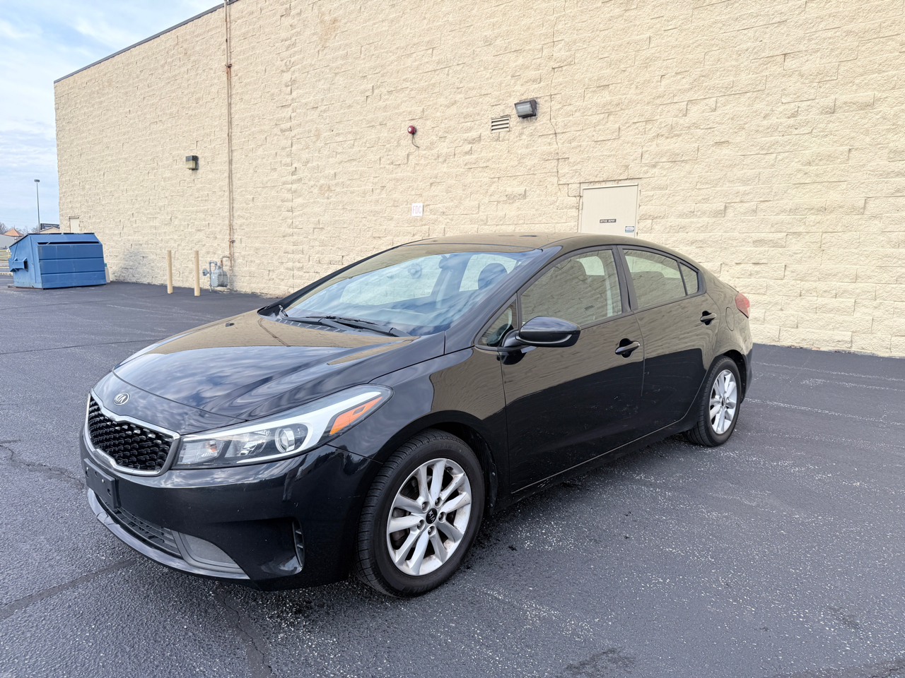 2017 Kia Forte LX's photo