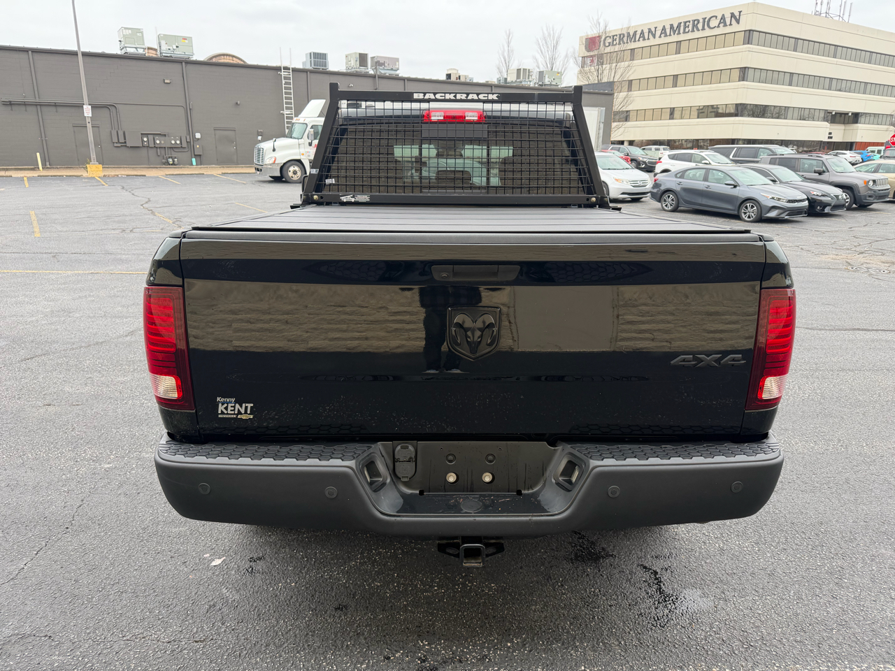 RAM 1500 SLT Quad Cab 4WD 2020