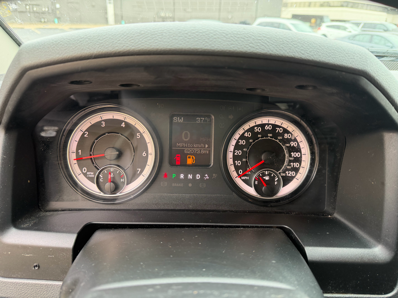 RAM 1500 SLT Quad Cab 4WD 2020