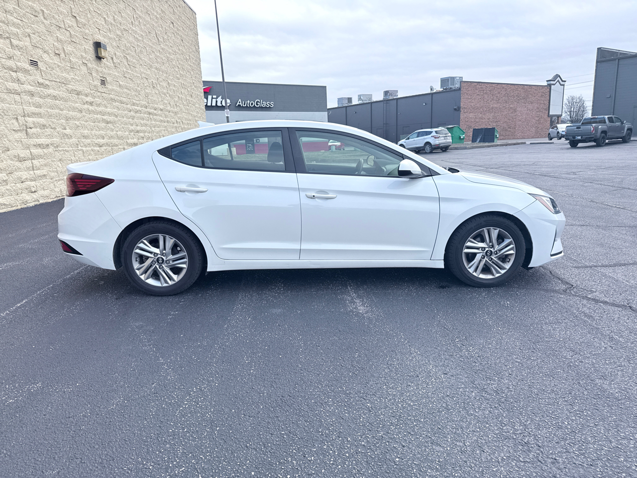 Hyundai Elantra Limited 2020