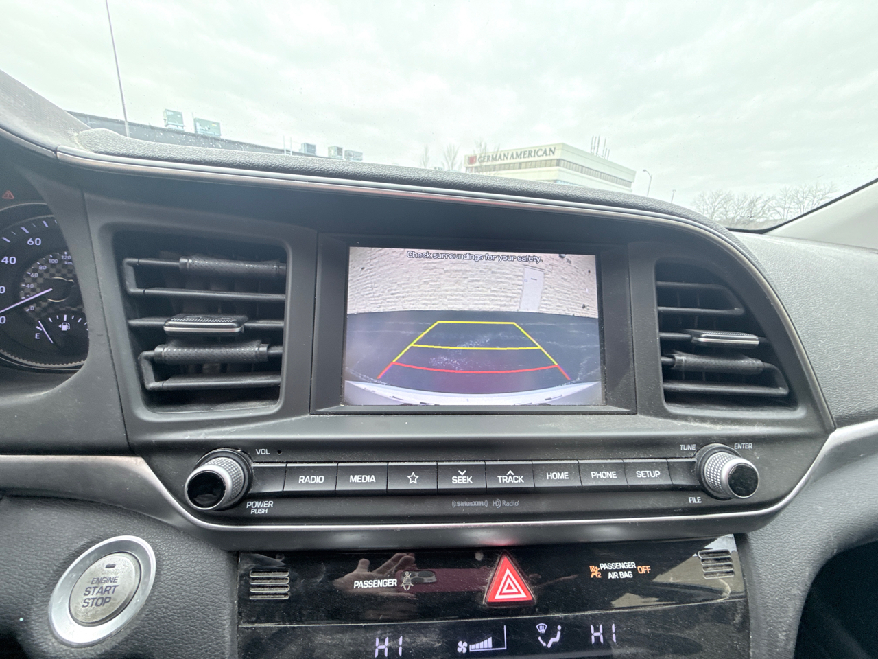 Hyundai Elantra Limited 2020