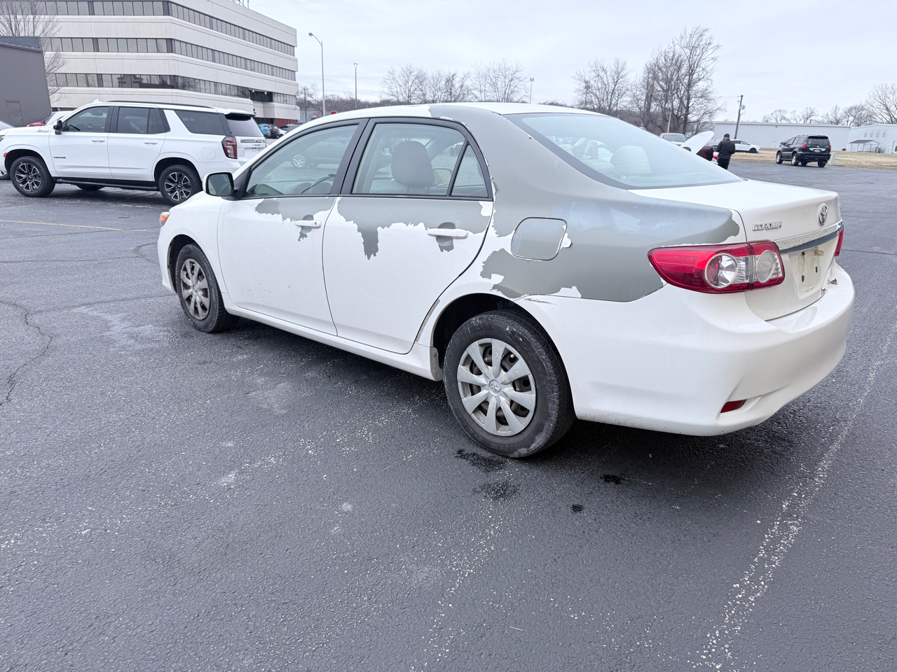 Toyota Corolla S 5-Speed MT 2011