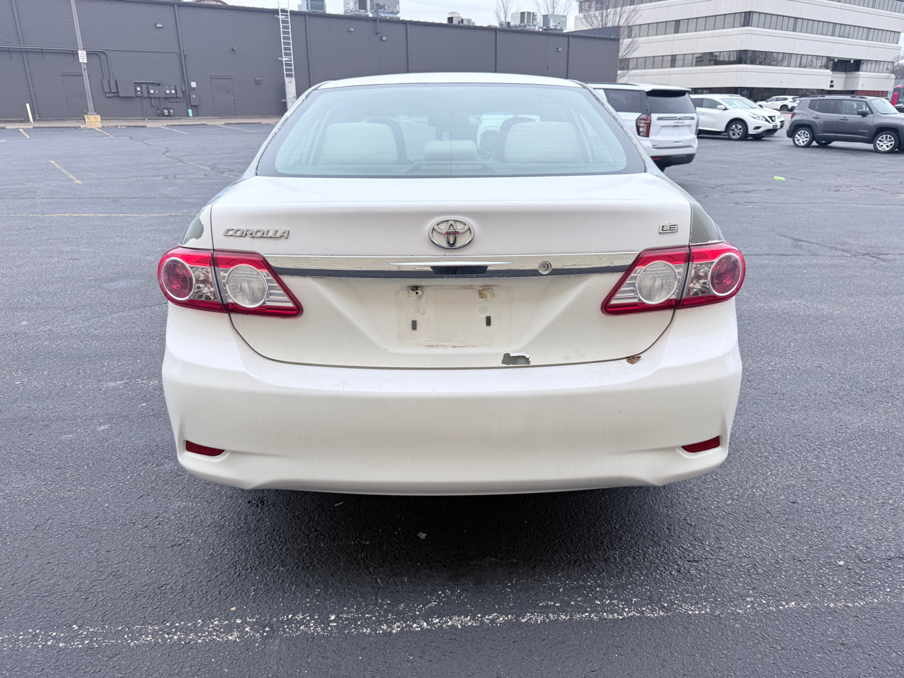 Toyota Corolla S 5-Speed MT 2011