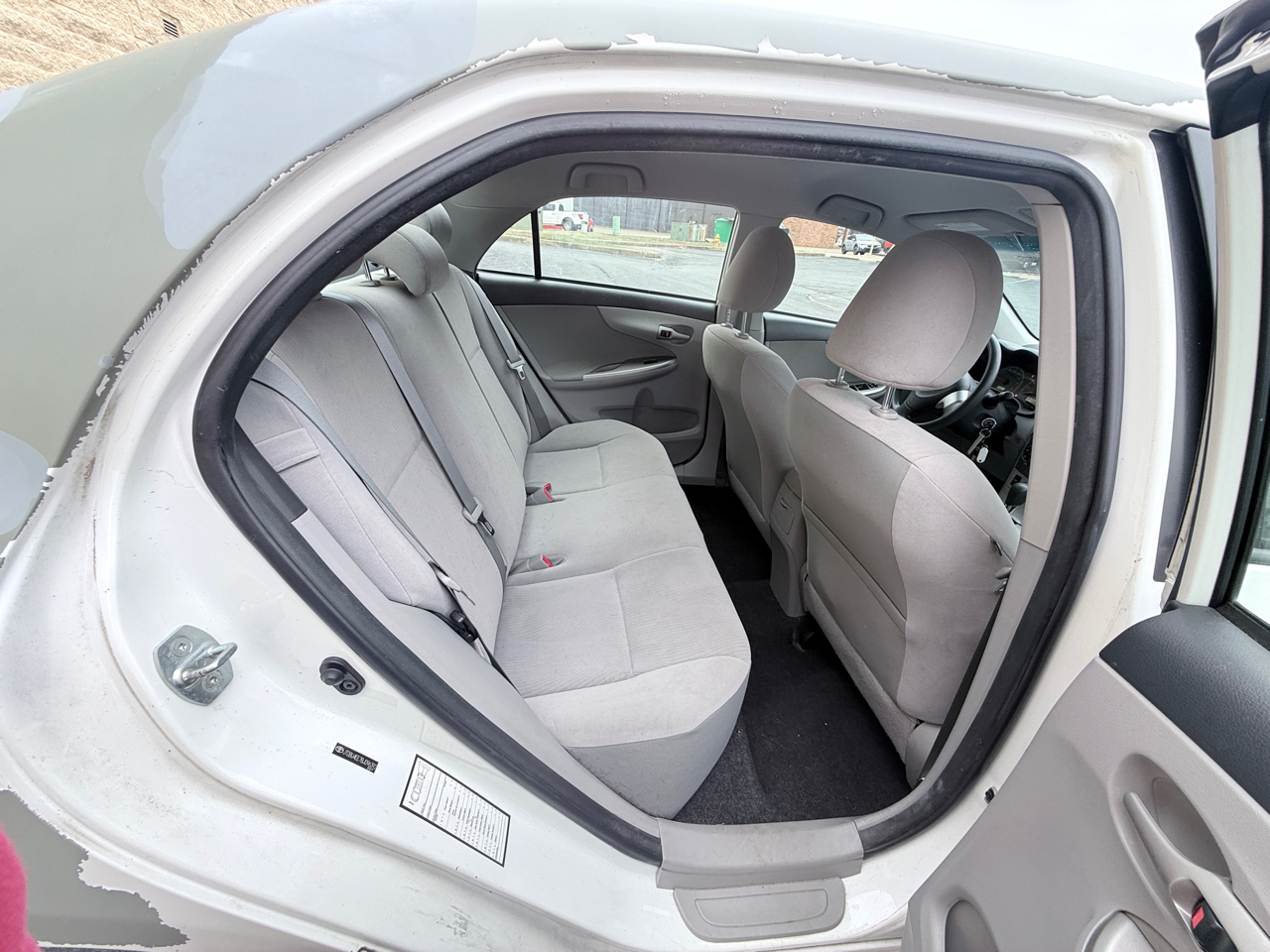 Toyota Corolla S 5-Speed MT 2011