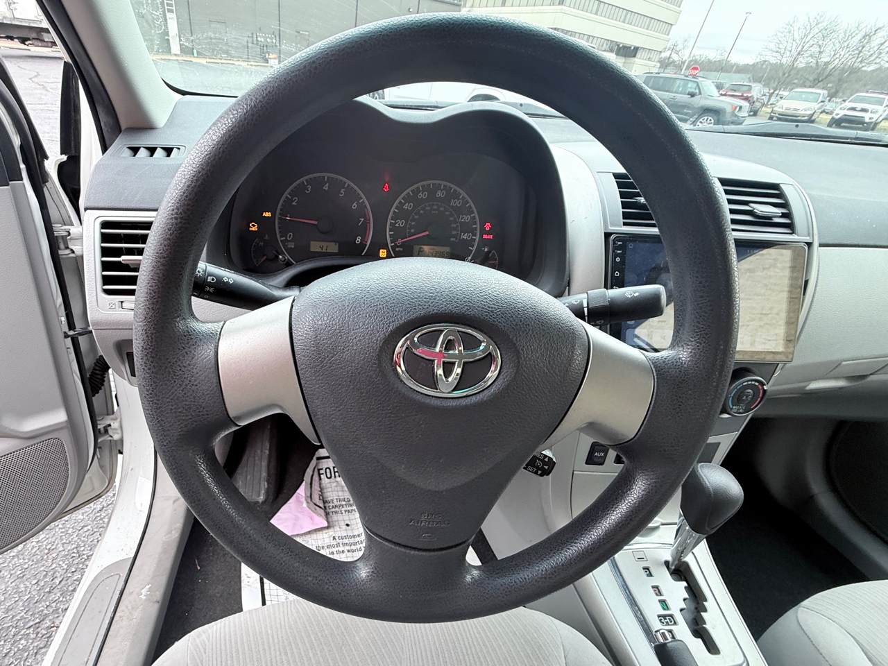 Toyota Corolla S 5-Speed MT 2011