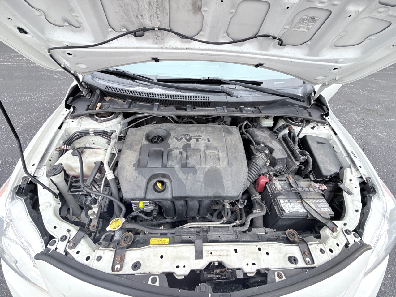 Toyota Corolla S 5-Speed MT 2011