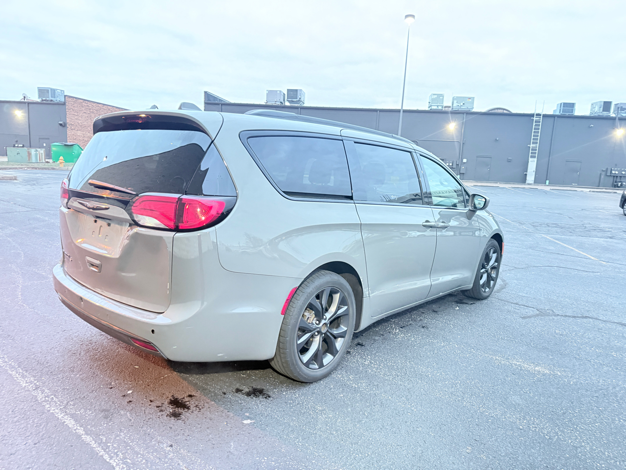 Chrysler Pacifica Touring-L 2020