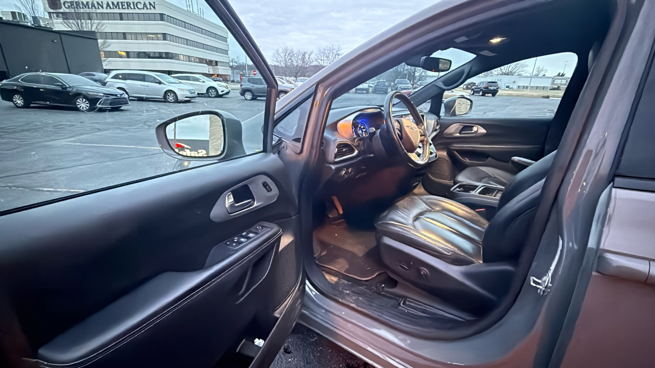 Chrysler Pacifica Touring-L 2020