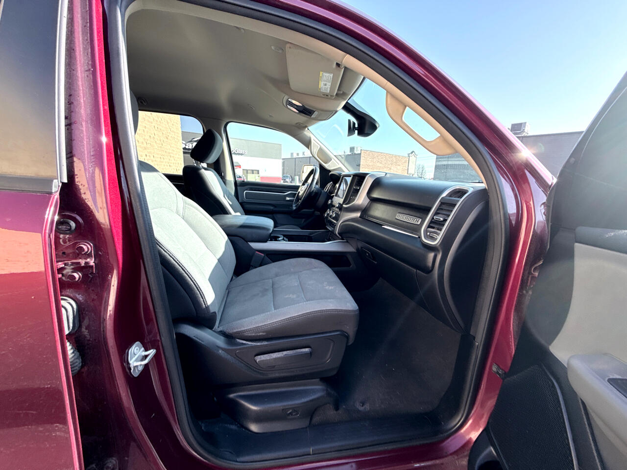 RAM 1500 Big Horn Crew Cab SWB 4WD 2019