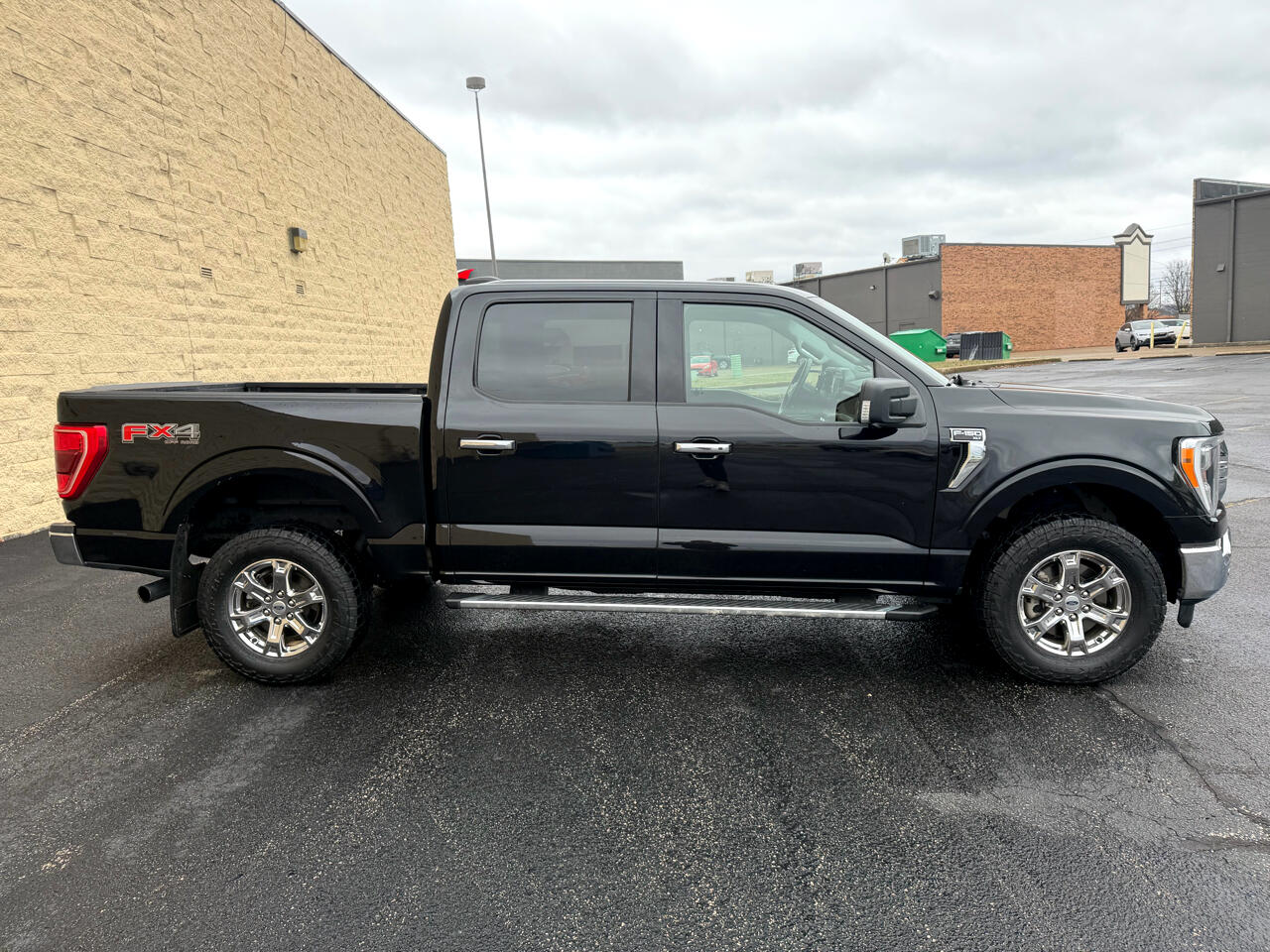 Ford F-150 XL SuperCrew 6.5-ft. Bed 4WD 2022