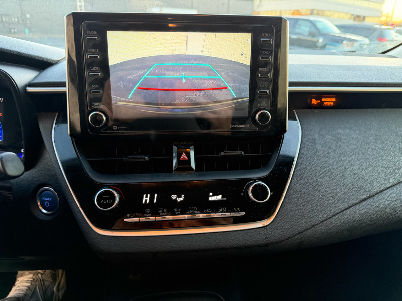 Toyota Corolla LE Hybrid 2021